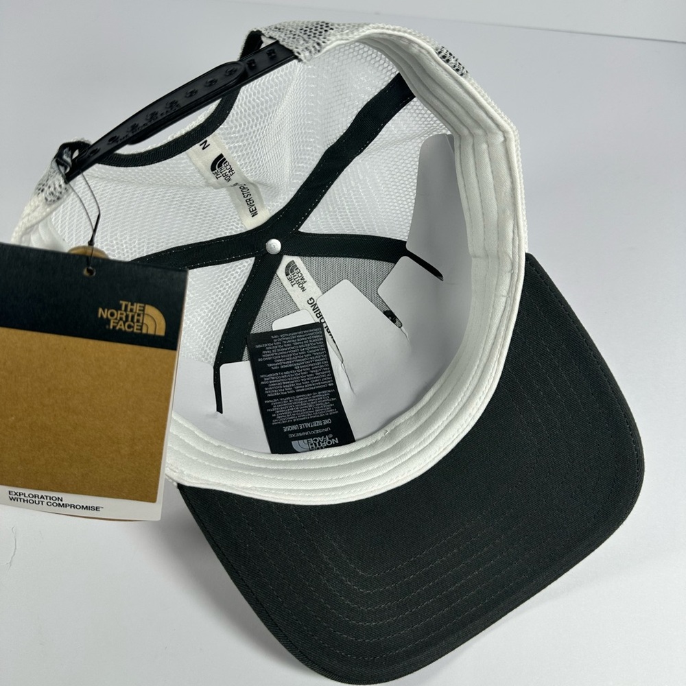 The North Face Gray and White Trucker Hat - Picture 4 of 4